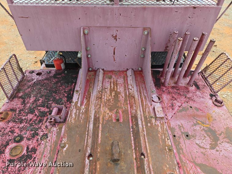 image for item YA1101 2012 Peterbilt 365 crane truck