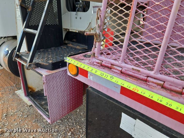 image for item YA1101 2012 Peterbilt 365 crane truck