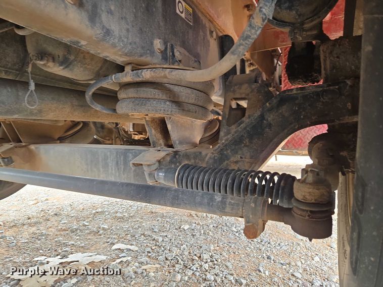 image for item YA1101 2012 Peterbilt 365 crane truck