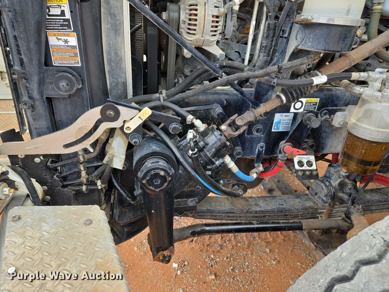 image for item YA1101 2012 Peterbilt 365 crane truck