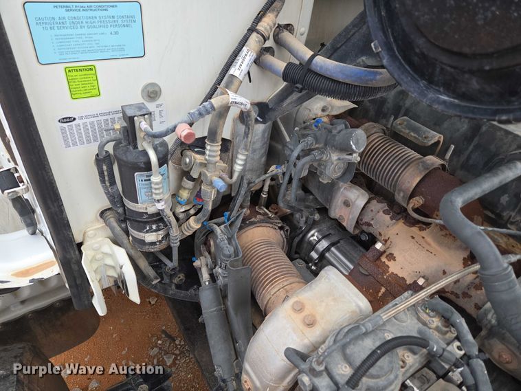 image for item YA1101 2012 Peterbilt 365 crane truck