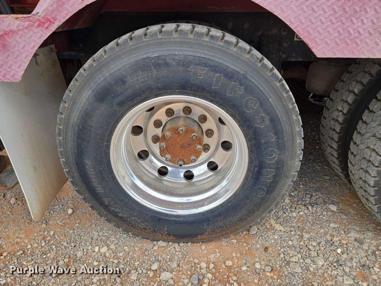 image for item YA1101 2012 Peterbilt 365 crane truck