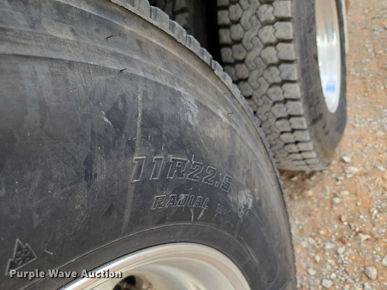 image for item YA1101 2012 Peterbilt 365 crane truck