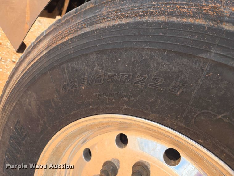 image for item YA1101 2012 Peterbilt 365 crane truck