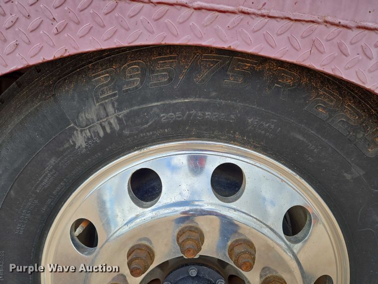 image for item YA1101 2012 Peterbilt 365 crane truck