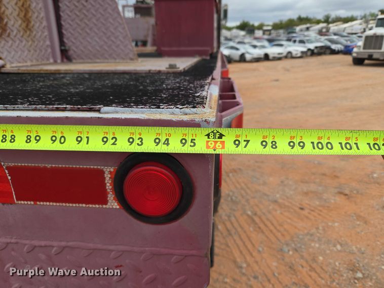 image for item YA1102 2013 Peterbilt 365  crane truck