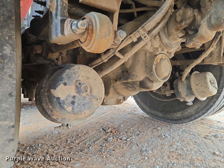 image for item YA1102 2013 Peterbilt 365  crane truck