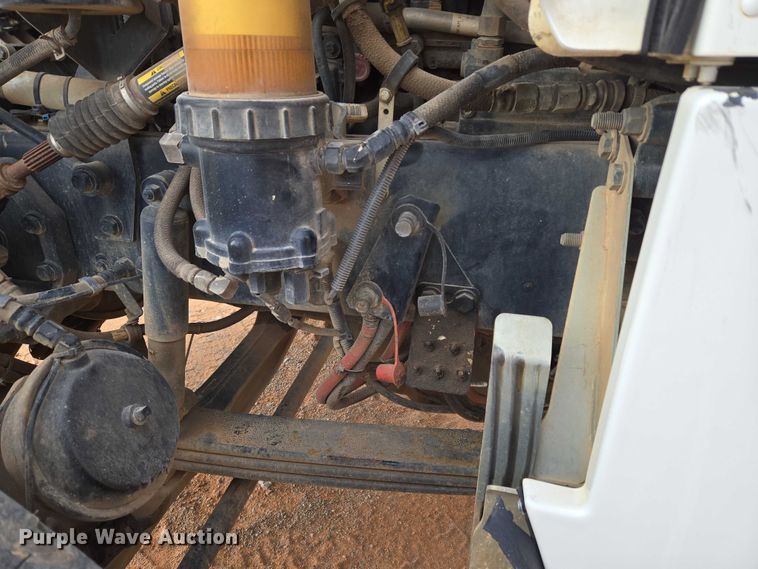 image for item YA1102 2013 Peterbilt 365  crane truck