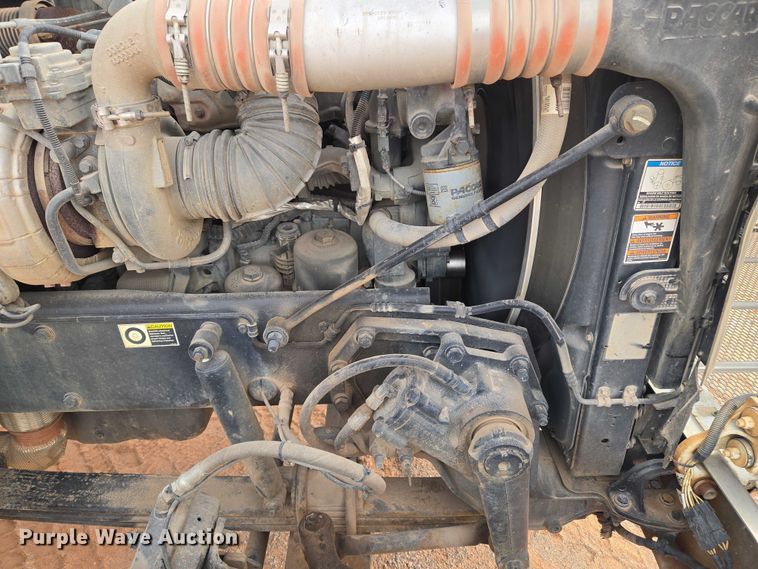 image for item YA1102 2013 Peterbilt 365  crane truck