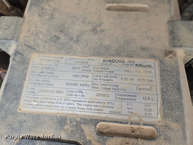 image for item YA1102 2013 Peterbilt 365  crane truck