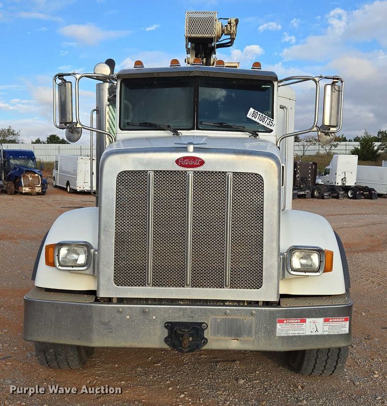 image for item YA1103 2012 Peterbilt 365 crane truck
