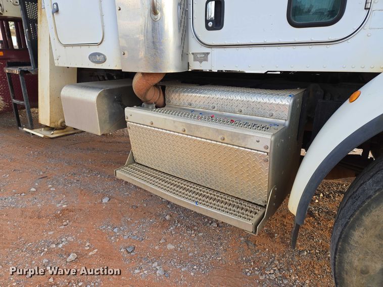 image for item YA1103 2012 Peterbilt 365 crane truck