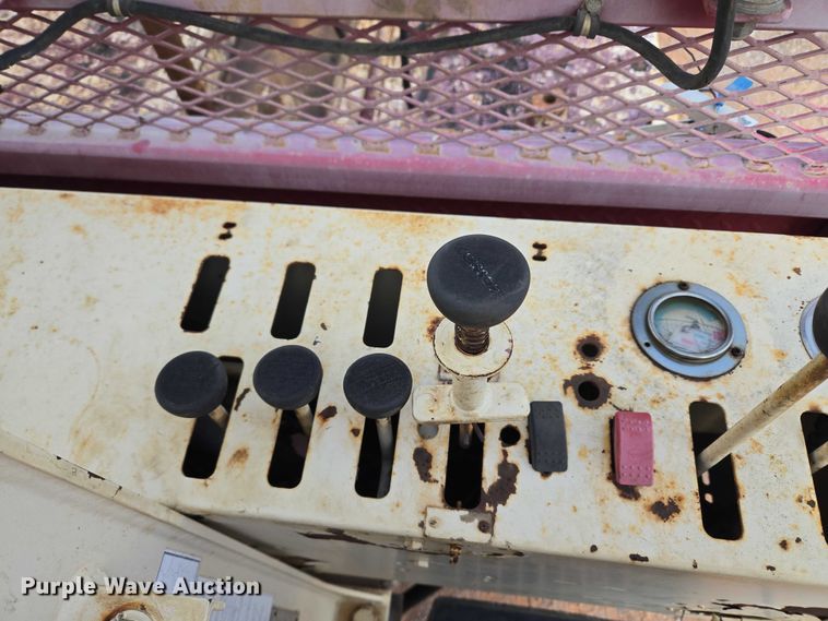 image for item YA1103 2012 Peterbilt 365 crane truck