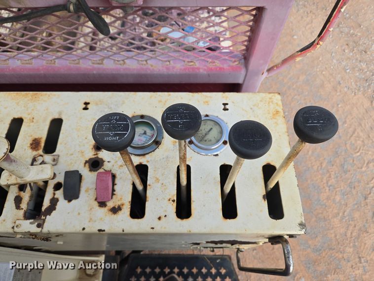 image for item YA1103 2012 Peterbilt 365 crane truck