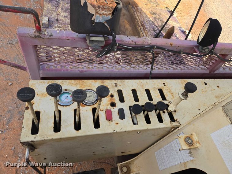 image for item YA1103 2012 Peterbilt 365 crane truck