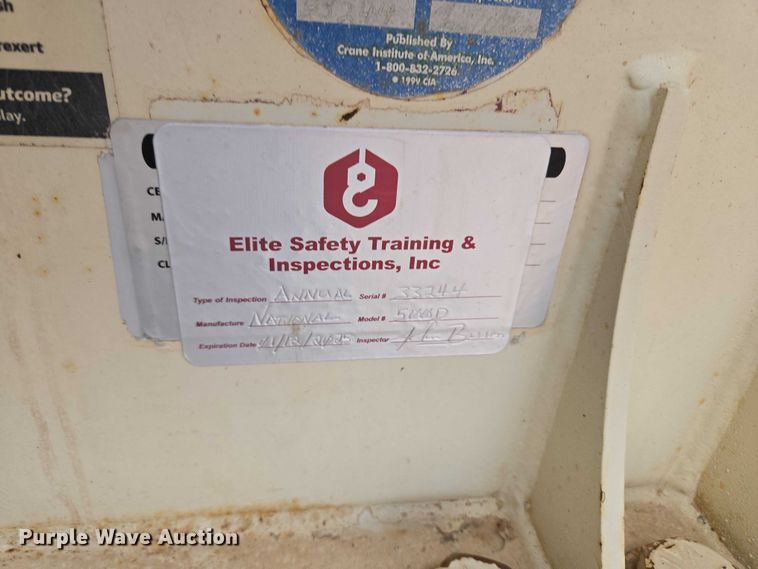 image for item YA1103 2012 Peterbilt 365 crane truck