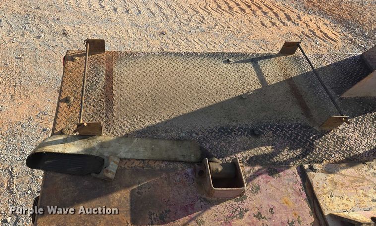 image for item YA1103 2012 Peterbilt 365 crane truck