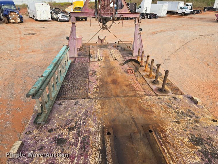 image for item YA1103 2012 Peterbilt 365 crane truck