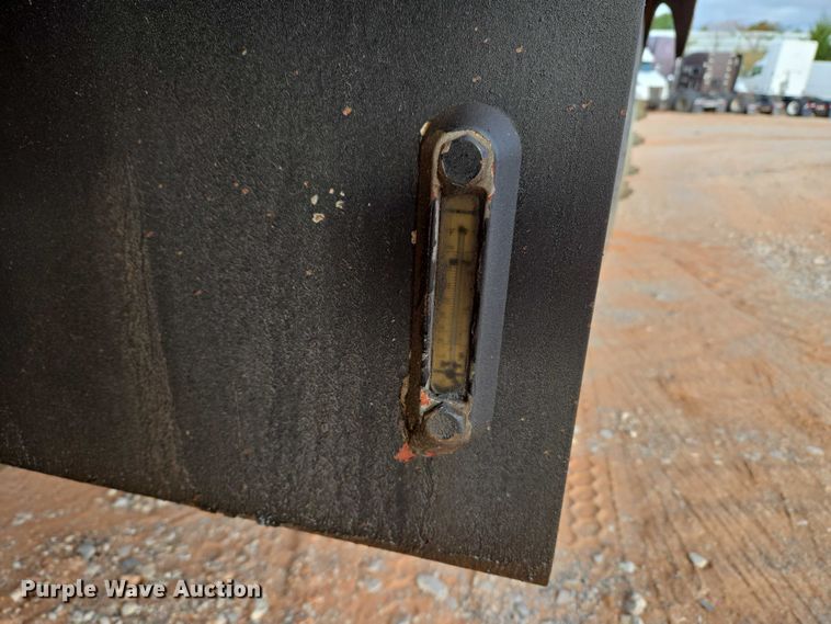 image for item YA1103 2012 Peterbilt 365 crane truck