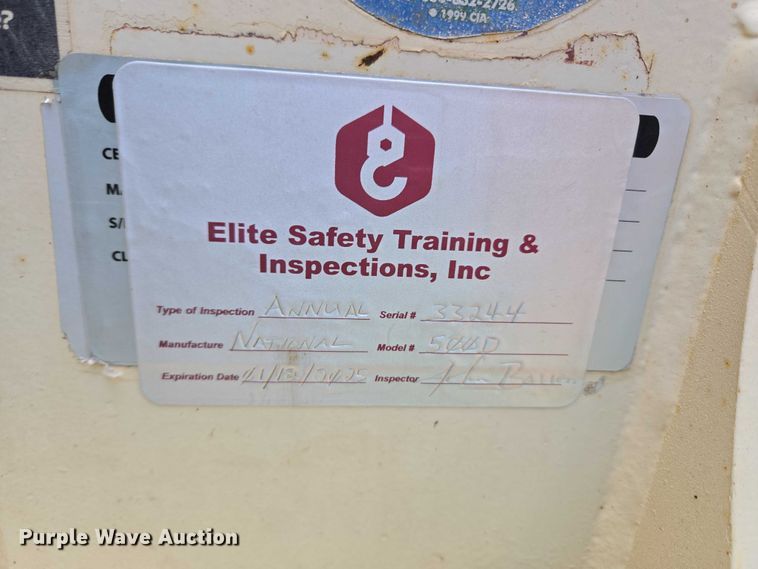 image for item YA1103 2012 Peterbilt 365 crane truck