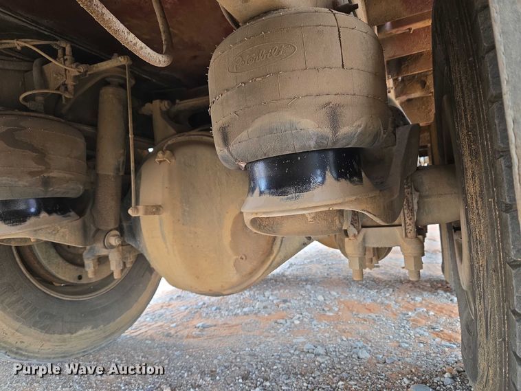 image for item YA1103 2012 Peterbilt 365 crane truck