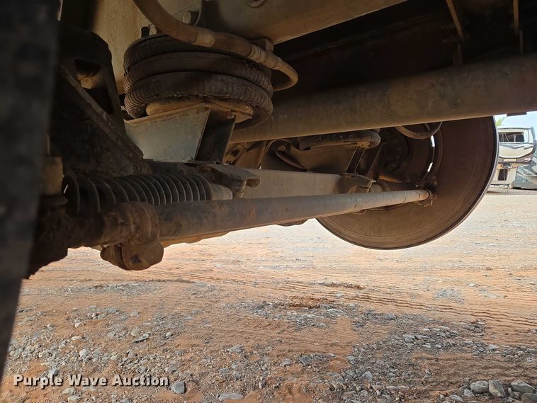 image for item YA1103 2012 Peterbilt 365 crane truck