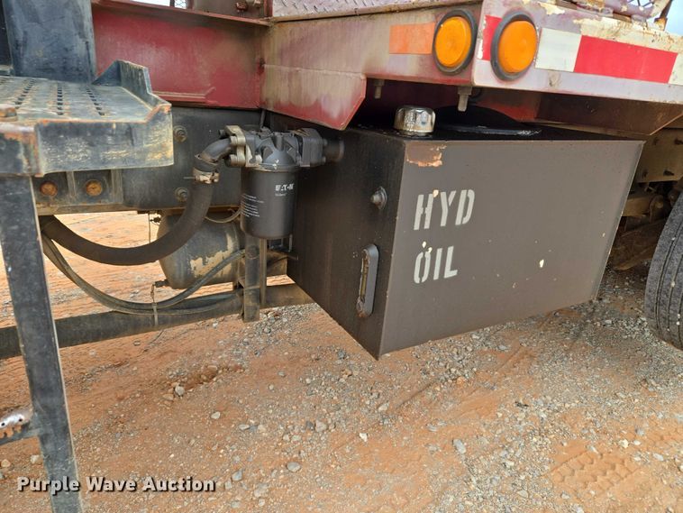 image for item YA1103 2012 Peterbilt 365 crane truck