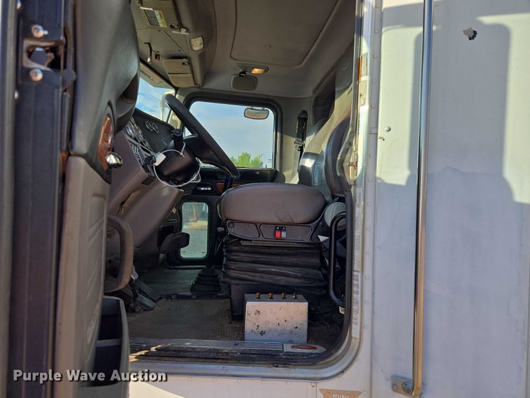 image for item YA1103 2012 Peterbilt 365 crane truck