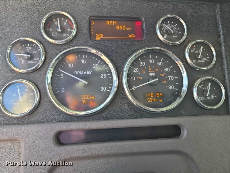 image for item YA1103 2012 Peterbilt 365 crane truck