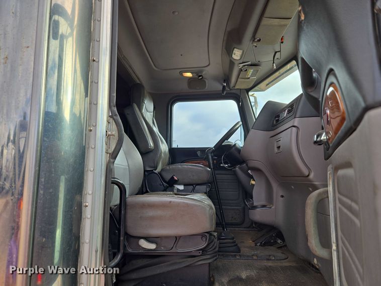 image for item YA1103 2012 Peterbilt 365 crane truck