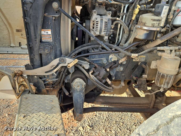 image for item YA1103 2012 Peterbilt 365 crane truck