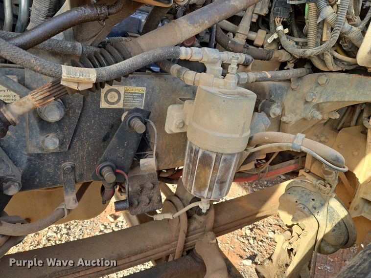 image for item YA1103 2012 Peterbilt 365 crane truck