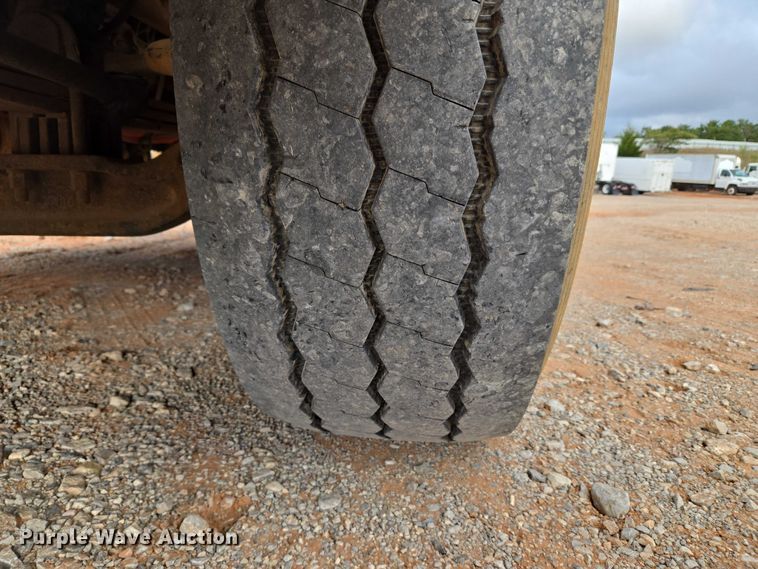 image for item YA1103 2012 Peterbilt 365 crane truck