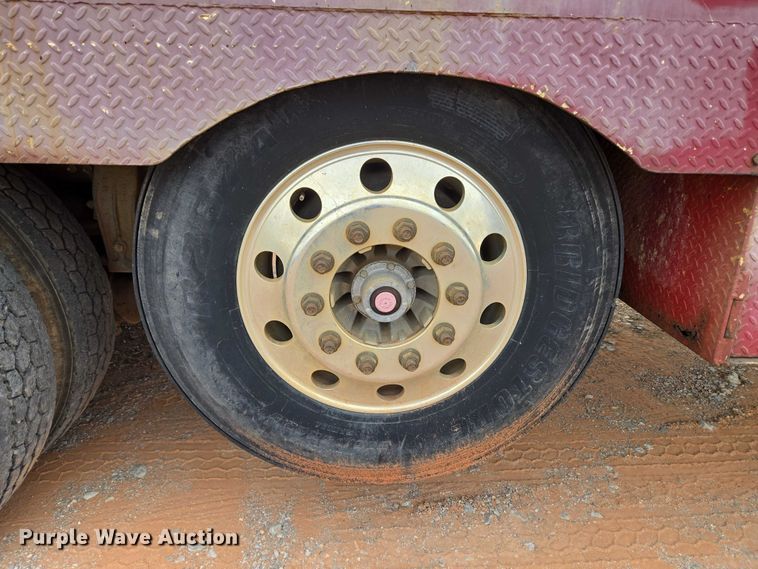 image for item YA1103 2012 Peterbilt 365 crane truck