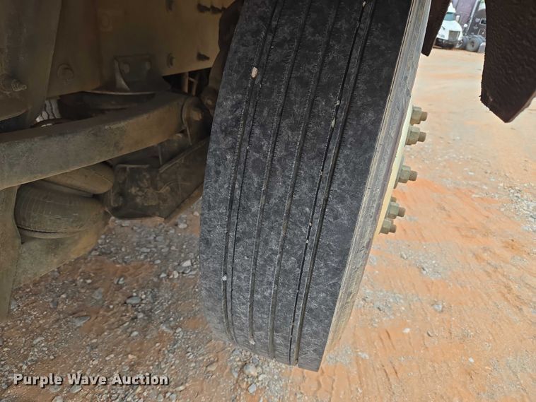 image for item YA1103 2012 Peterbilt 365 crane truck