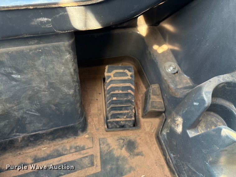 image for item YA1106 2025 John Deere 325G tracked skid steer loader