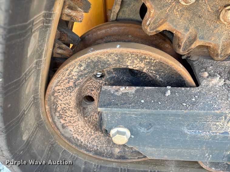 image for item YA1106 2025 John Deere 325G tracked skid steer loader