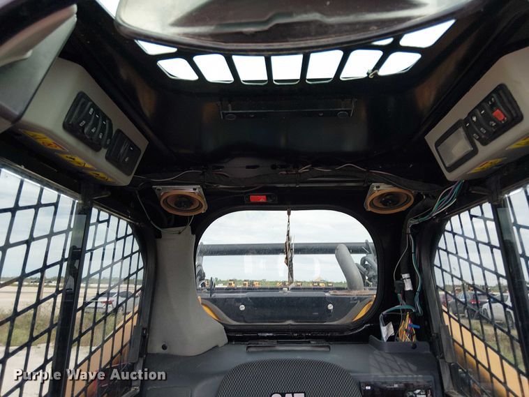 image for item YA1144 2021 Caterpillar 299D3 tracked skid steer loader