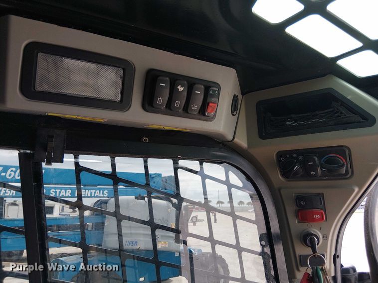 image for item YA1144 2021 Caterpillar 299D3 tracked skid steer loader