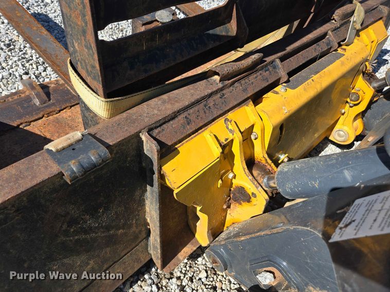 image for item YA1229 2021 John Deere 317G tracked skid steer loader