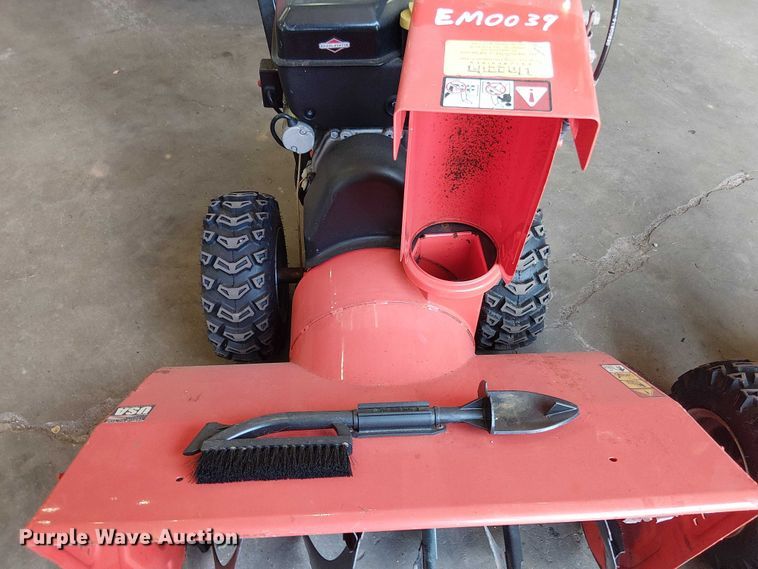 image for item EM0039 (2) Ariens snow blowers