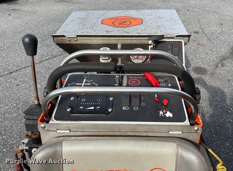 image for item EM0050 Zx4 Snowrator snow pusher