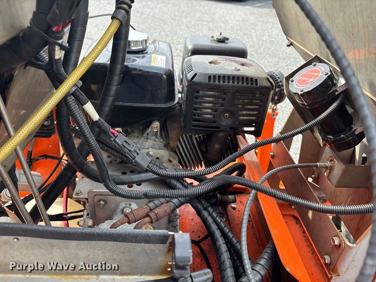 image for item EM0050 Zx4 Snowrator snow pusher