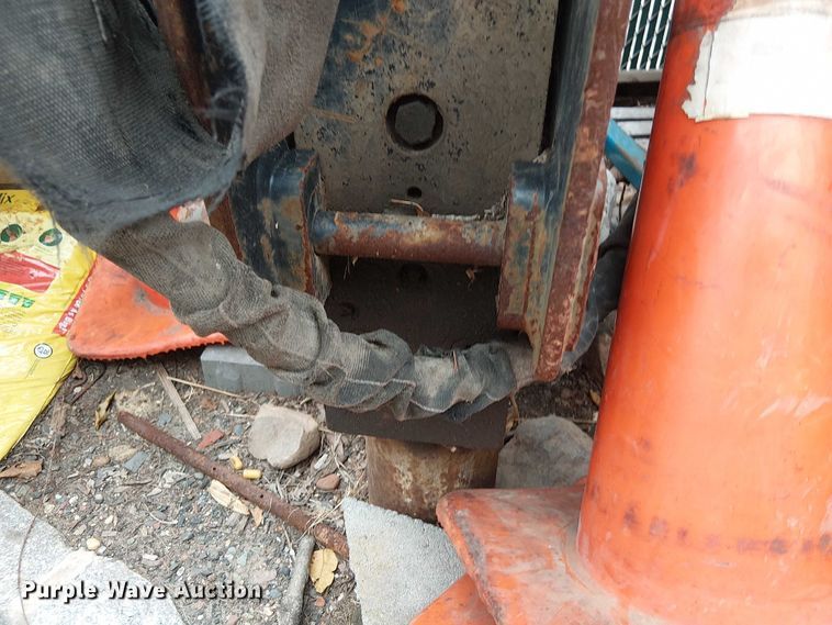 image for item EM0051 2012 John deere 50D mini excavator