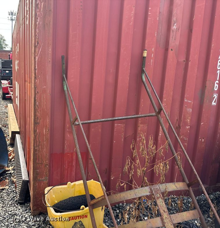 image for item EM0052 2006 Zim Integrated Shipping Services shipping container