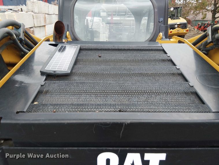image for item EM0053 2016 Caterpillar 289D tracked skid steer loader