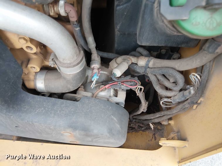 image for item EM0053 2016 Caterpillar 289D tracked skid steer loader