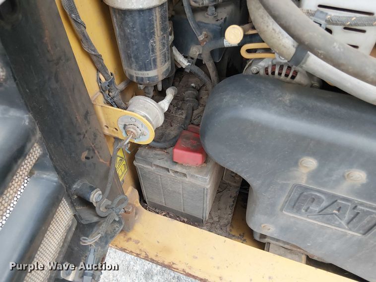 image for item EM0053 2016 Caterpillar 289D tracked skid steer loader