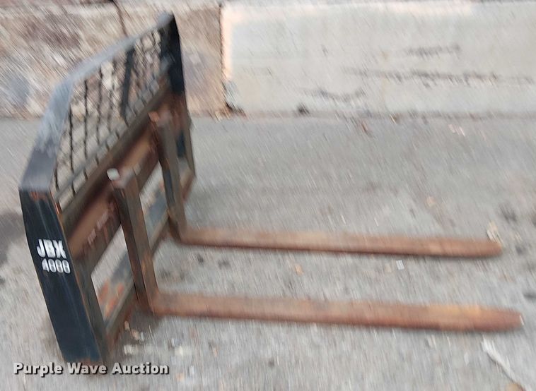 image for item EM0053 2016 Caterpillar 289D tracked skid steer loader