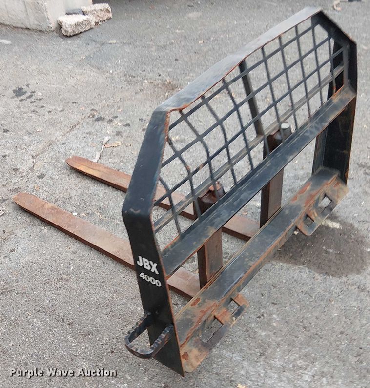 image for item EM0053 2016 Caterpillar 289D tracked skid steer loader